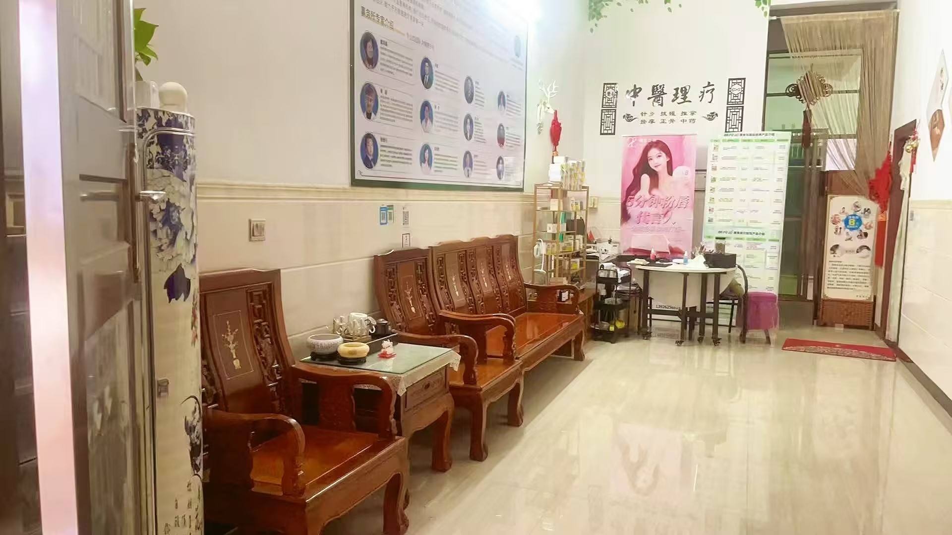 店内.jpg
